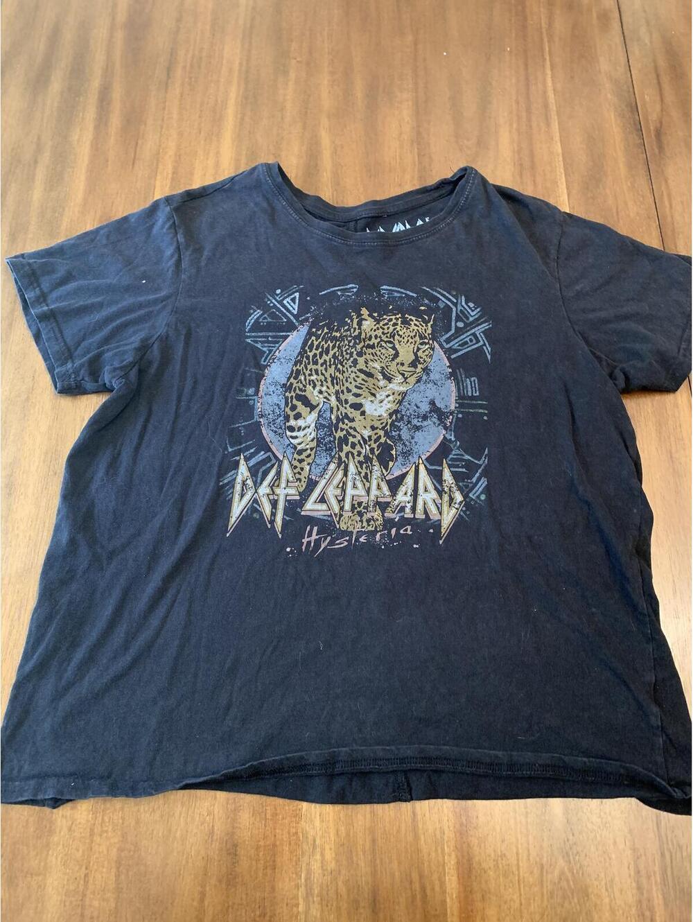 Def Leppard Hysteria Black Graphic T-Shirt - Size Large